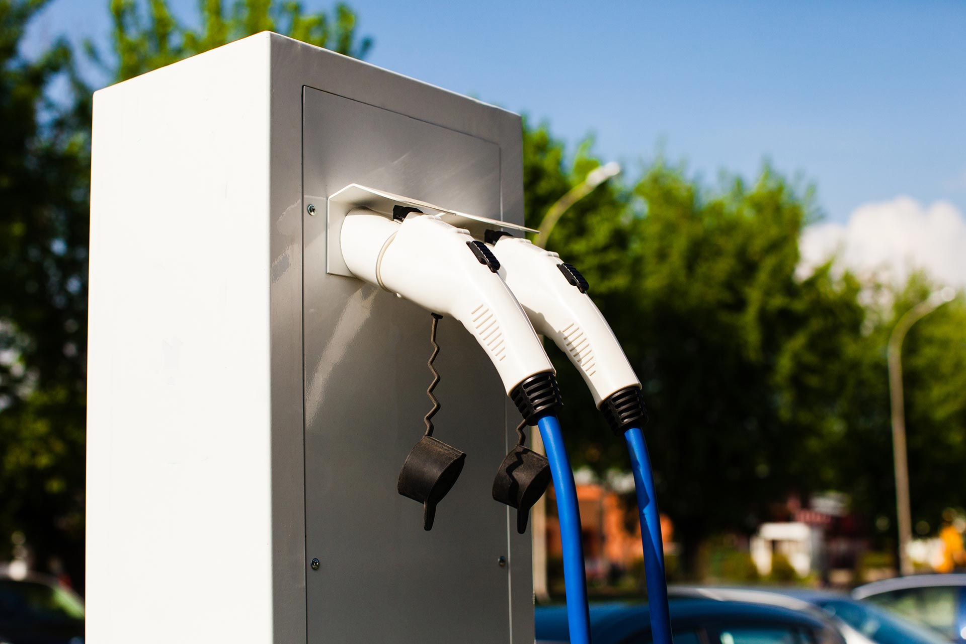 How to find the nearest EV charging station in seconds
